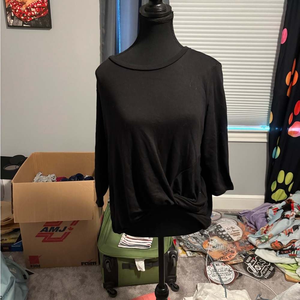 Black 3/4 Sleeve Tie Front Relaxed Blouse